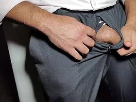 YURI GAÚCHO - CHEFE COM TESÃO SE EXIBIU E TOCOU PUNHETA ATÉ GOZAR - EXECUTIVO GOZANDO NA FRENTE DA GALERA - HOMEM BONITO MASTURBANDO O PAU GRANDE E GOZANDO Hockey asian well-pleased gangbang sex videos