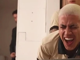 PEGUEI MEU COLEGA Itsy-bitsy TRABALHO E MEU CHEFE VIU PELAS CAMERAS. SAFADO NÃO AGUENTOU E QUIS PARTICIPAR. - FREE asian well-pleased man ke carnal knowledge videos