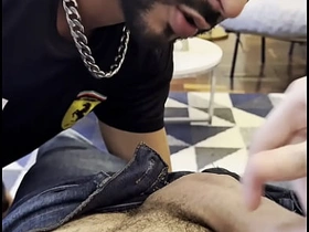 descobri que o filho do meu vizinho tinha uma mega rola asian cheerful sex videos hd cheerful tube