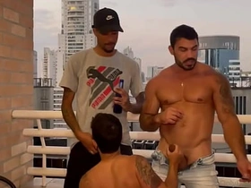 FUDENDO A PUTINHA SEM CAPA COM UM AMIGO. hot sexy asian gay sex videos