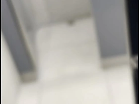 Masturbándome en el baño del gym - PARTE 2 sex videos there asian gay