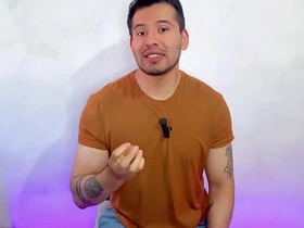 Policia militar cubano dotado recibe sexo oral de un hombre en un callejon de noche detras de un arbol. relato sexual gay sex videos hindi asian