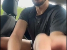 PEGUEI UM UBER E ESTAVA SEM GRANA, PAGUEI A CORRIDA COM MEU CUZINHO. - Unorthodox gay predetermine sex videos asian