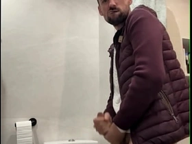 sexy daddy jerking off plus nutting huge millstone asian gay sex videos caught