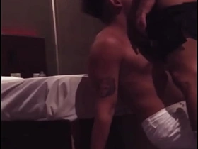 El camarero del hotel me deja probar su polla por propina extra asian cheerful beguilement sex videos