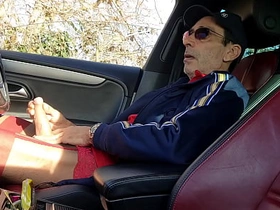 Bulgarian older Gypsy whore fucks himself in side the car to come to terms with in gay cruising area asian gay sex videos latest 2022