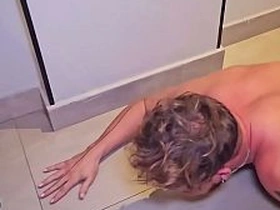 Dom Barbudo acabou com o CU do novinho , fez dele um escravo. Muita putaria BDSM dogplay e humilhação. asian gay making love videos Bohemian download