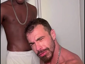 Brincadeira com PAUZUDO asian sleep gay sex videos