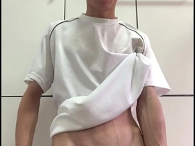 Pauzudo exibindo o Pauzão pra fora download the asian gay sex videos