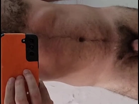 Peludo queimado de sol depois de um dia de praia best asian gay sex videos xvideos.com